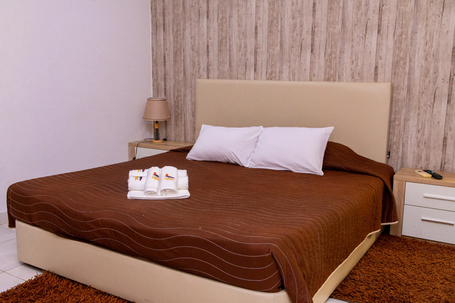 Quarto com Cama Grande Familiar