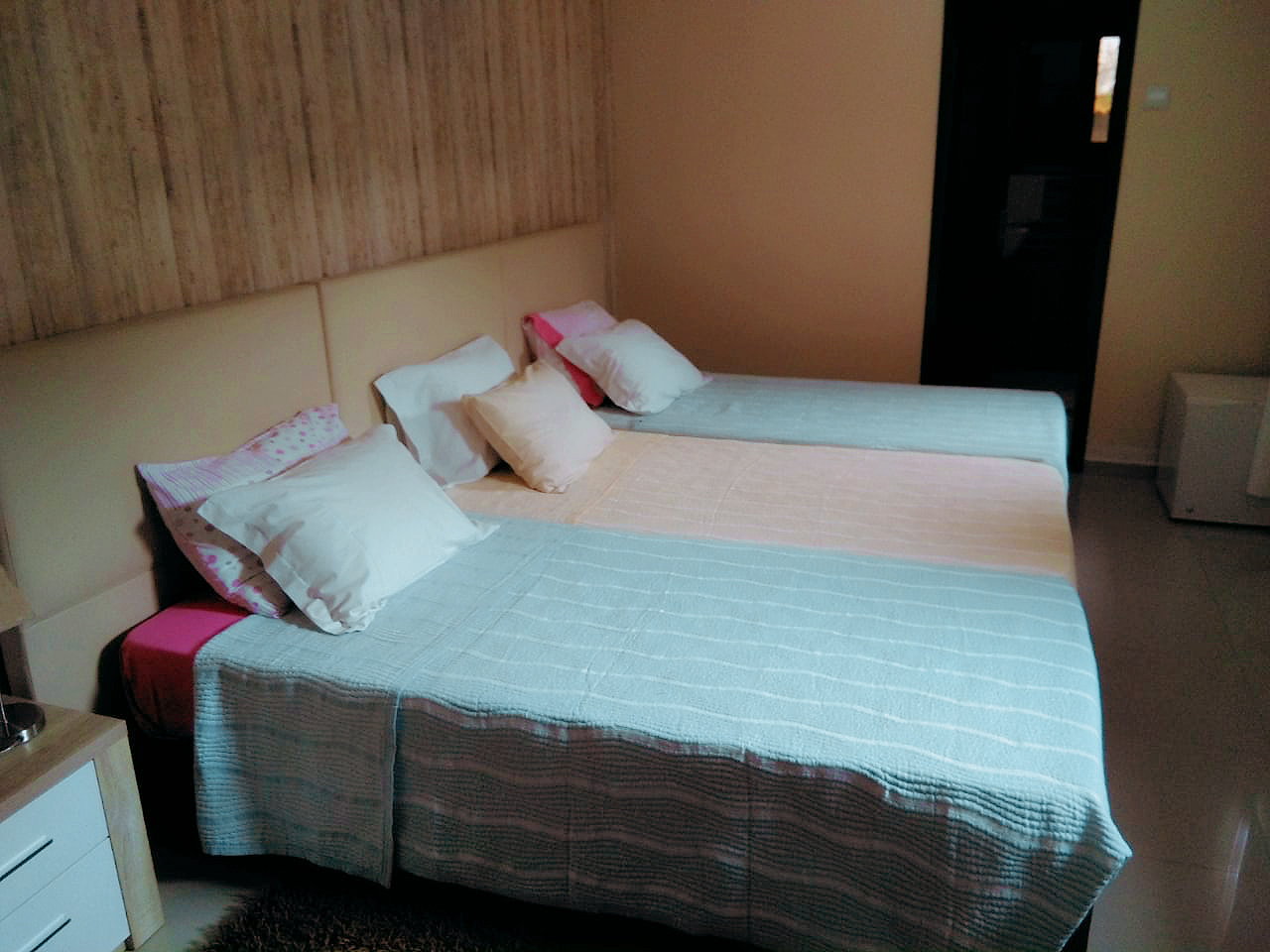 Quarto com Cama Grande Familiar